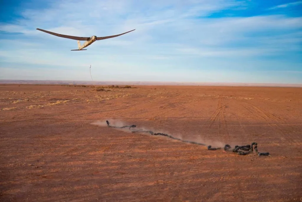 Het Koninklijk Paleis deelde enkele foto's van het winterkamp in de woestijn waaraan Prins Gabriel van België deelnam