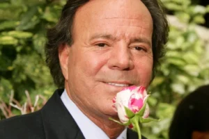 Julio Iglesias