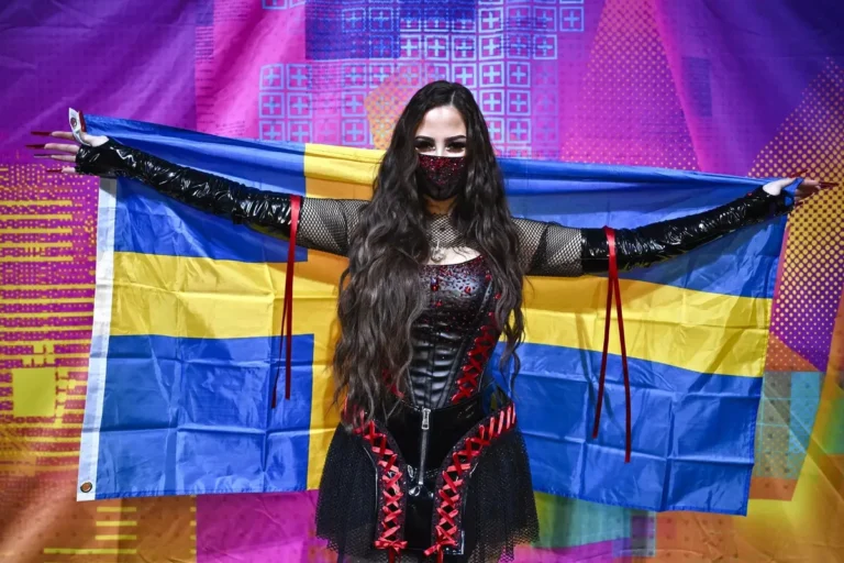 Zweedse Songfestivalkandidate Felicia op de vingers getikt door EBU na kritiek op Israël-deelname